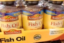 鱼油能长期服用吗-鱼油有什么功效和作用禁忌
